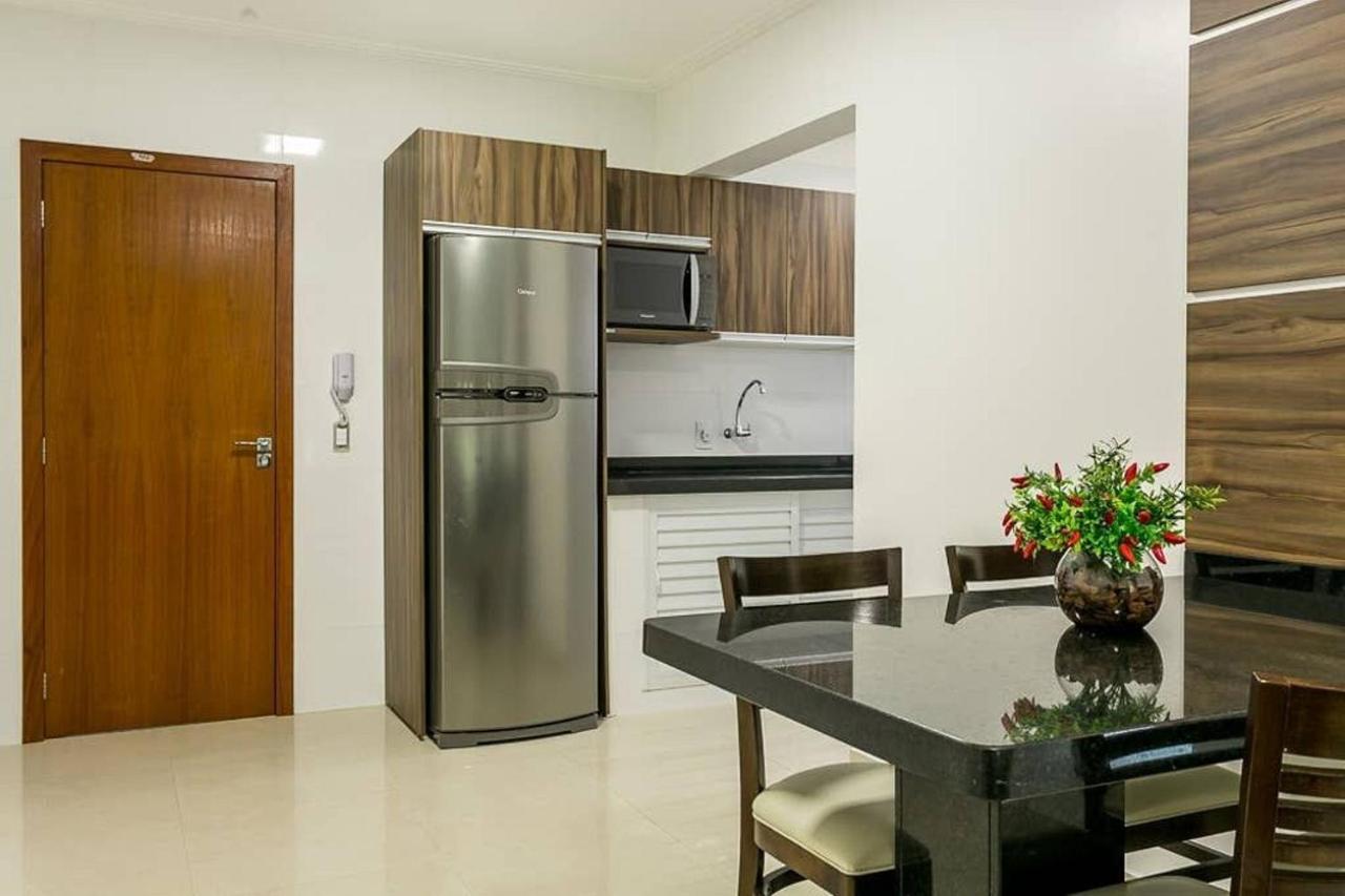 Modernos 4 Ou 5 Pessoas Apartamento